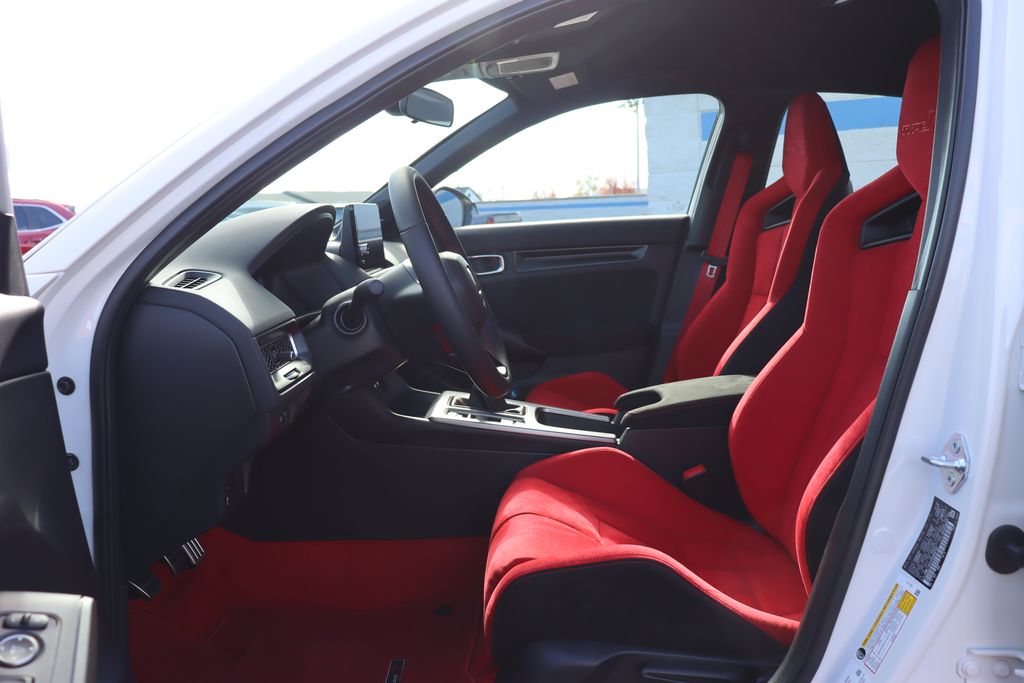 2025 Honda Civic Type R photo 24