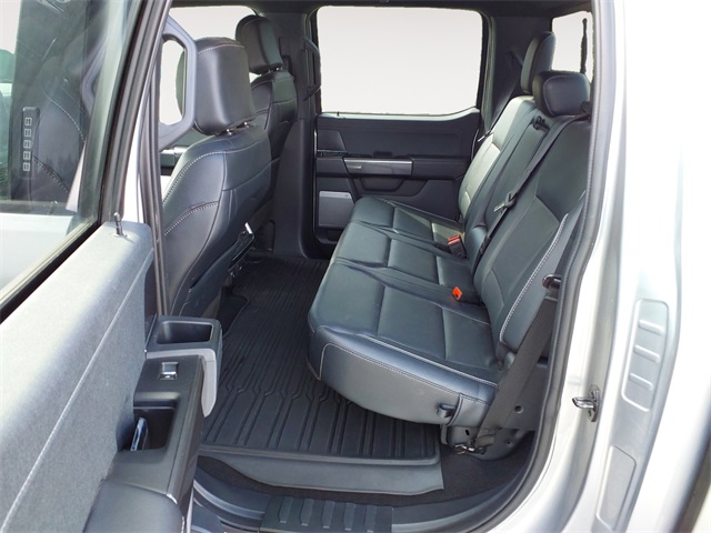 2023 Ford F-150 Lariat photo 12