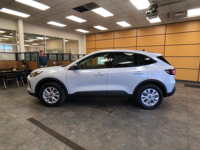 2026 Ford Escape Active photo 4