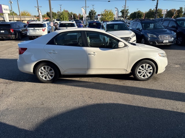 2013 Kia Forte EX photo 2