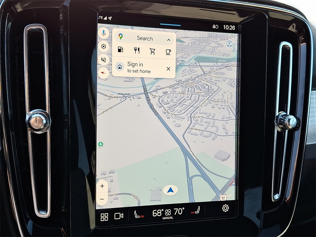 2025 Volvo XC40 Core photo 19