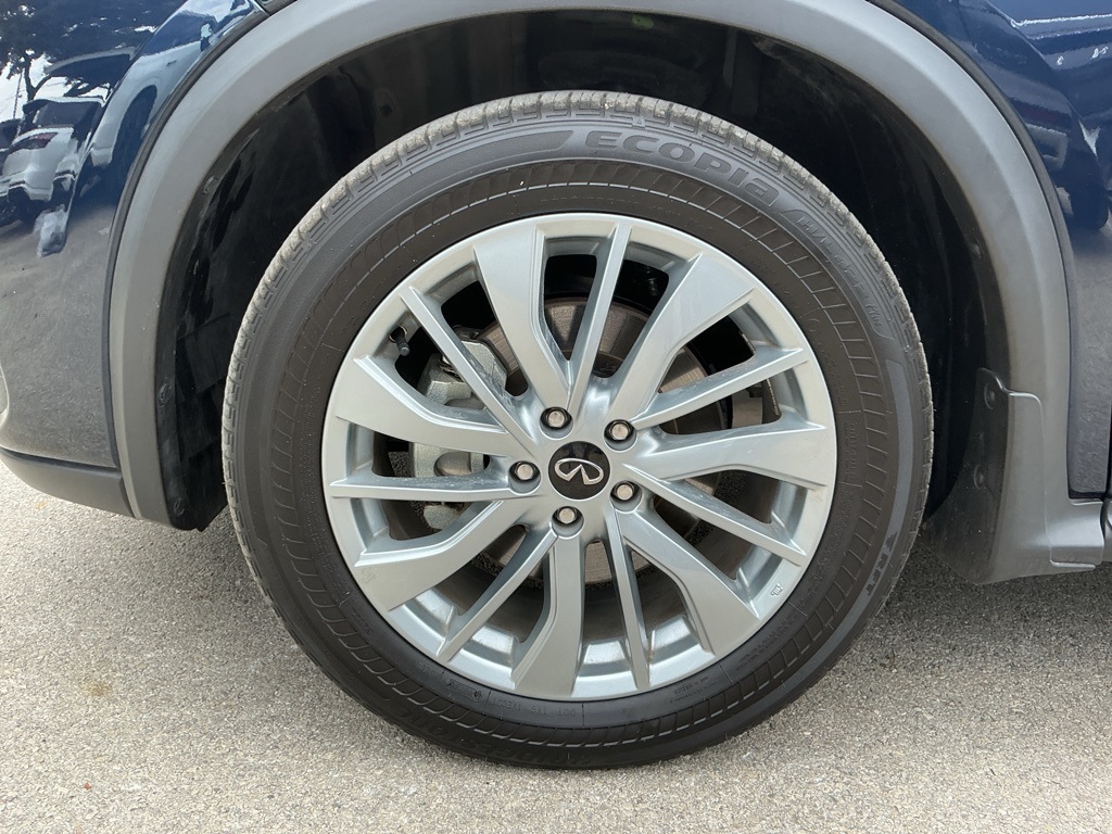 2024 Infiniti QX50 Luxe photo 6