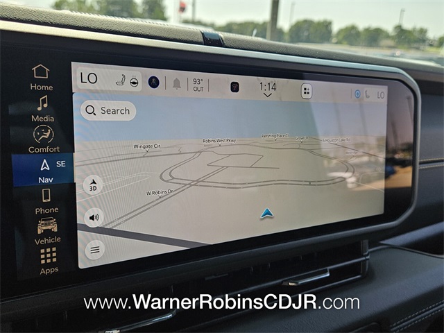 2025 Jeep Wrangler Sahara photo 18
