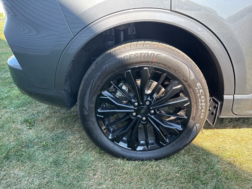 2023 Ford Escape ST-Line Elite photo 11