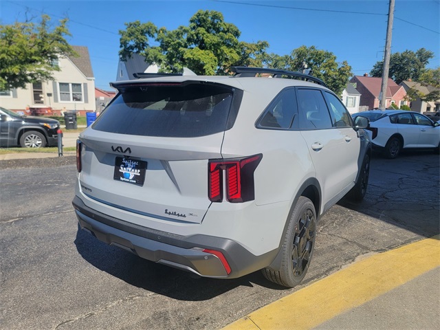 2025 Kia Sorento X-Line SX Prestige photo 4