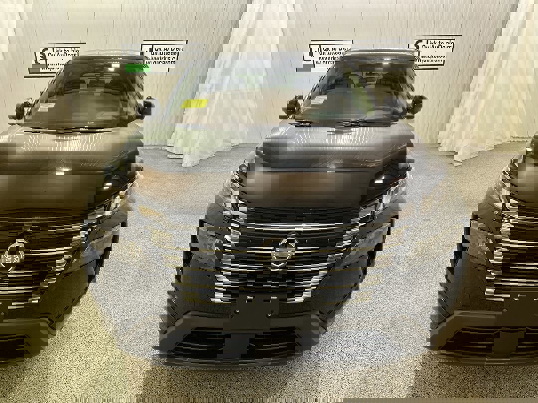 2026 Nissan Rogue SV photo 2