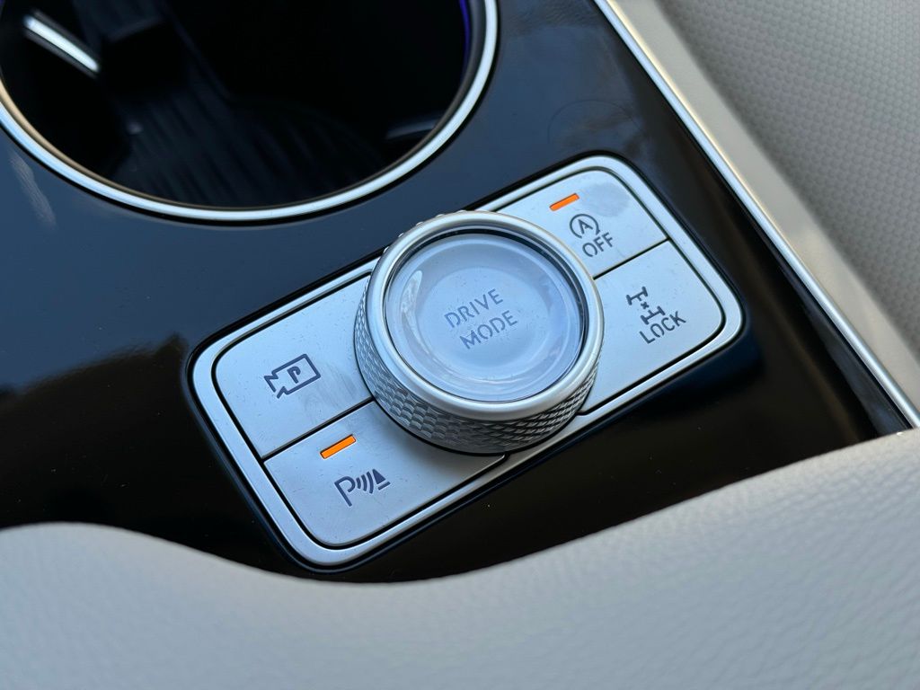 2025 Genesis GV80 2.5T AWD photo 29