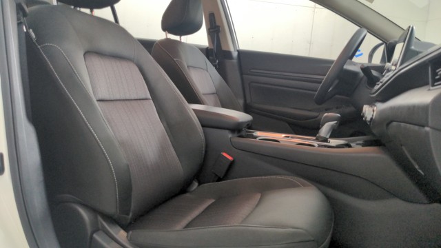 Used 2024 WHITE Nissan 2.5 SV image 25