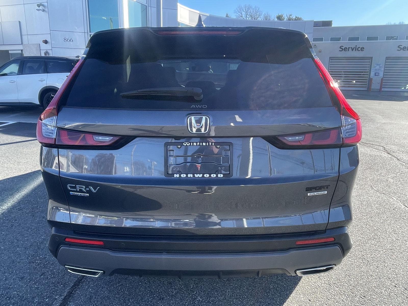 2024 Honda CR-V Hybrid Sport Touring photo 4