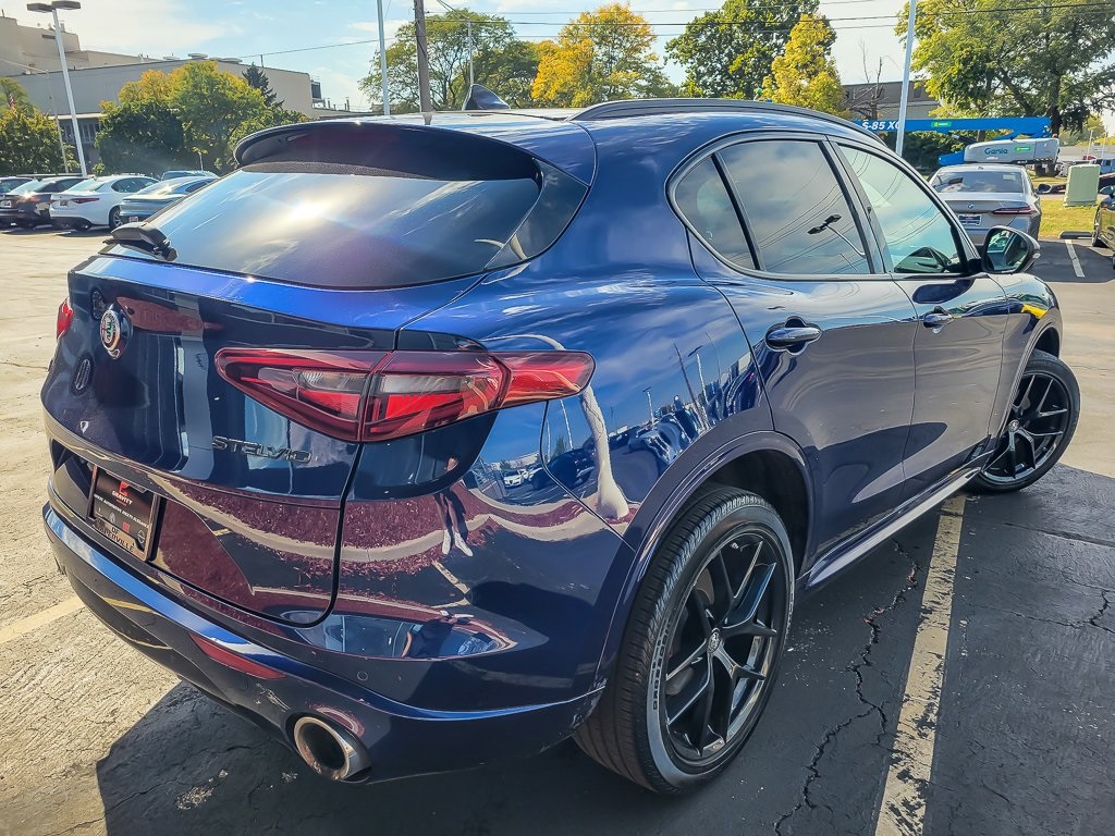 2021 Alfa Romeo Stelvio Ti photo 6
