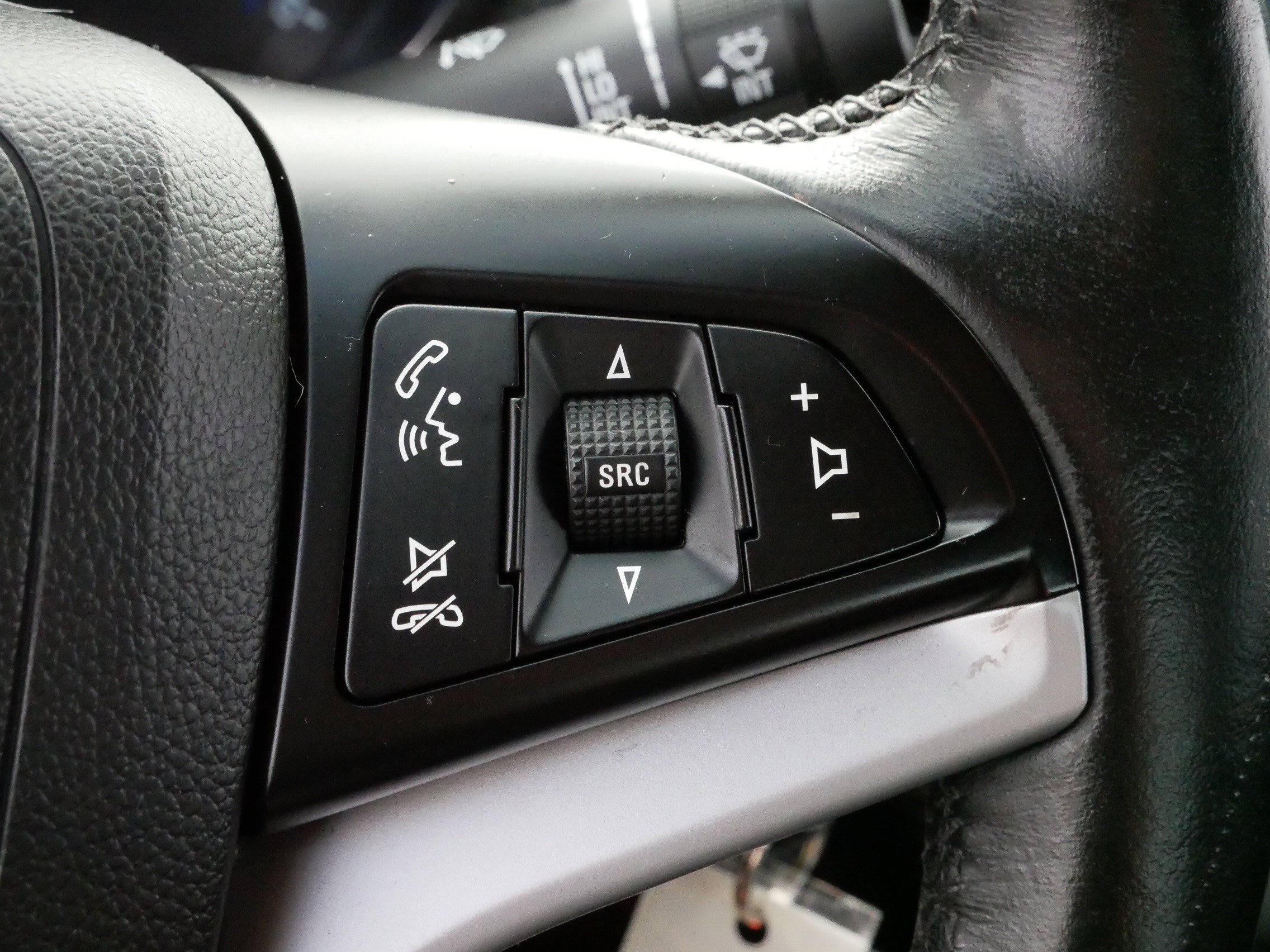 2014 Chevrolet Cruze photo 21