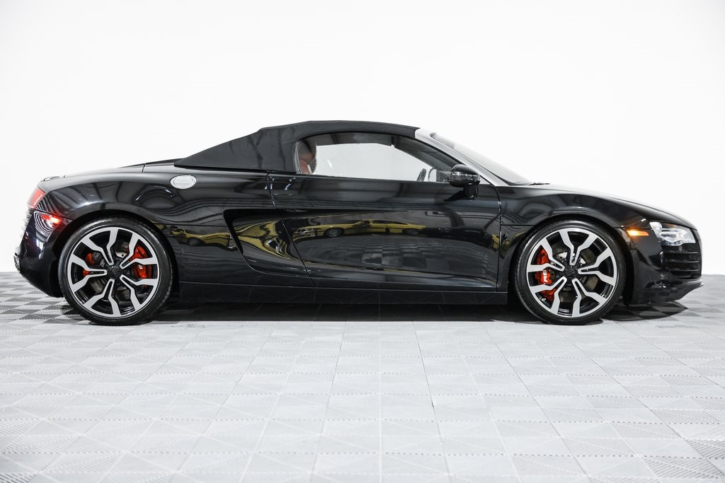 2011 Audi R8 4.2 Quattro photo 2