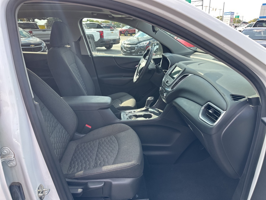 2019 Chevrolet Equinox LT photo 19
