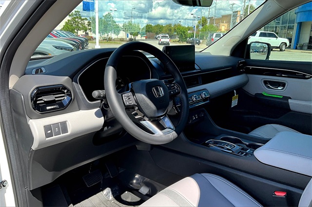 2025 Honda Pilot EX-L photo 4