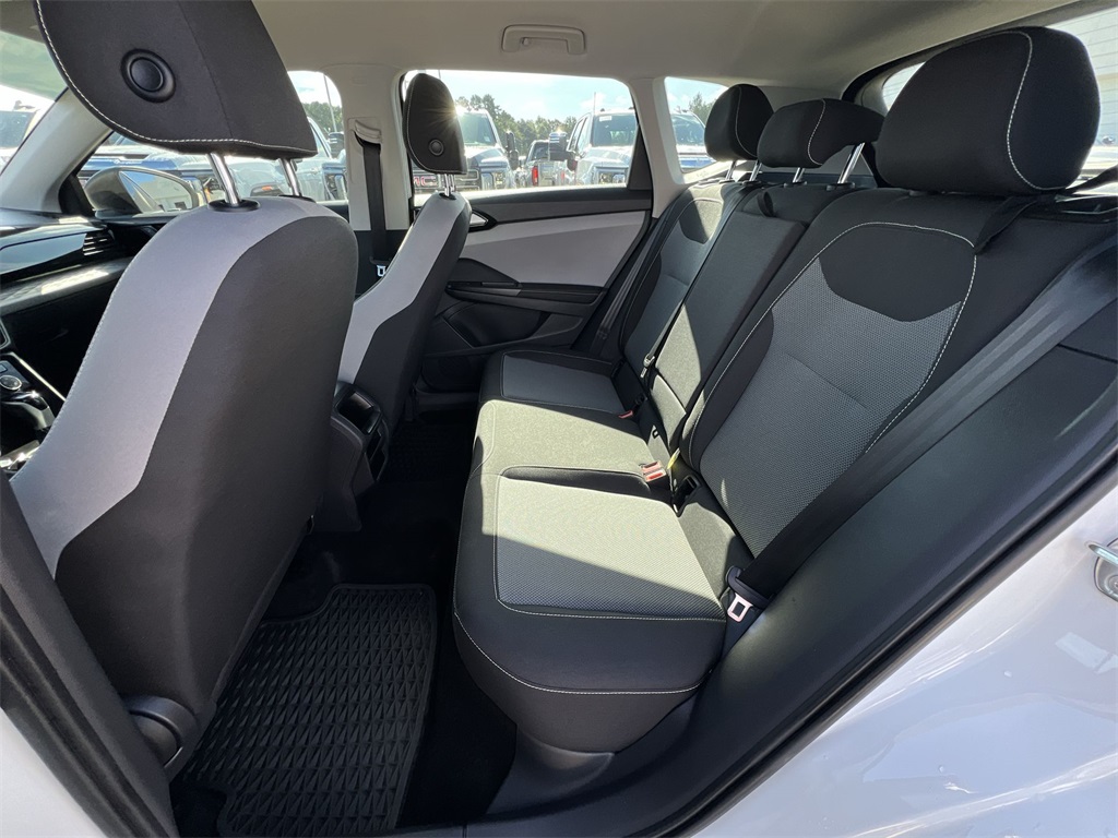 2024 Volkswagen Taos S photo 26