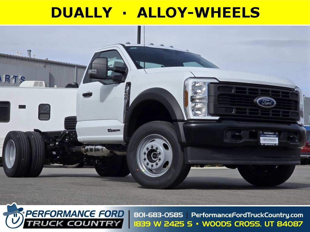2026 Ford F-600 Super Duty Chassis Cab XL's photo