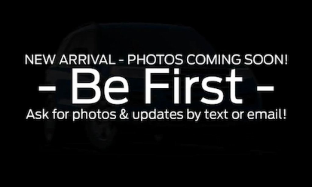 2016 Chrysler Town & Country Anniversary Edition