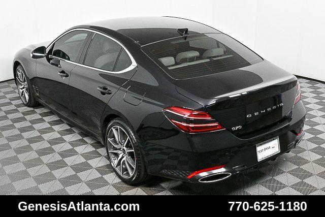 2025 Genesis G70 2.5T photo 8