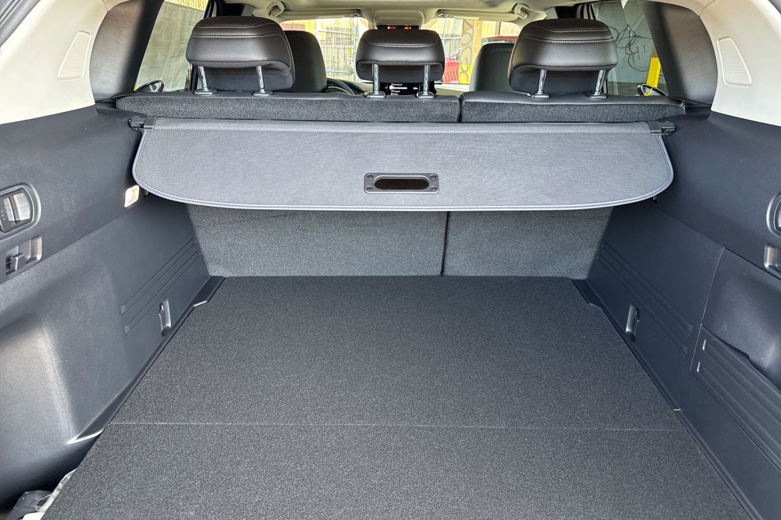 2025 Mazda CX-50 Premium Plus photo 13