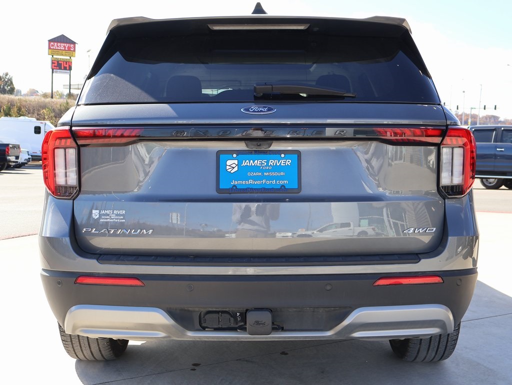 2025 Ford Explorer Platinum photo 4