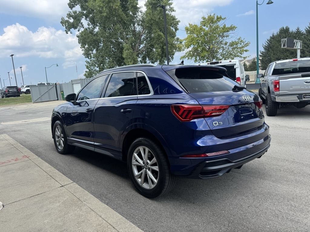 2021 Audi Q3 S line Premium photo 37