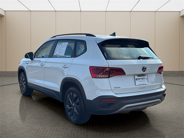 2024 Volkswagen Taos S photo 3