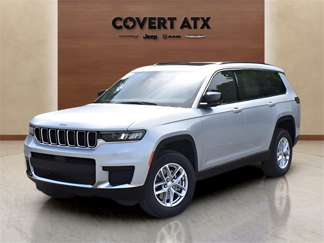 2025 Jeep Grand Cherokee L Laredo's photo