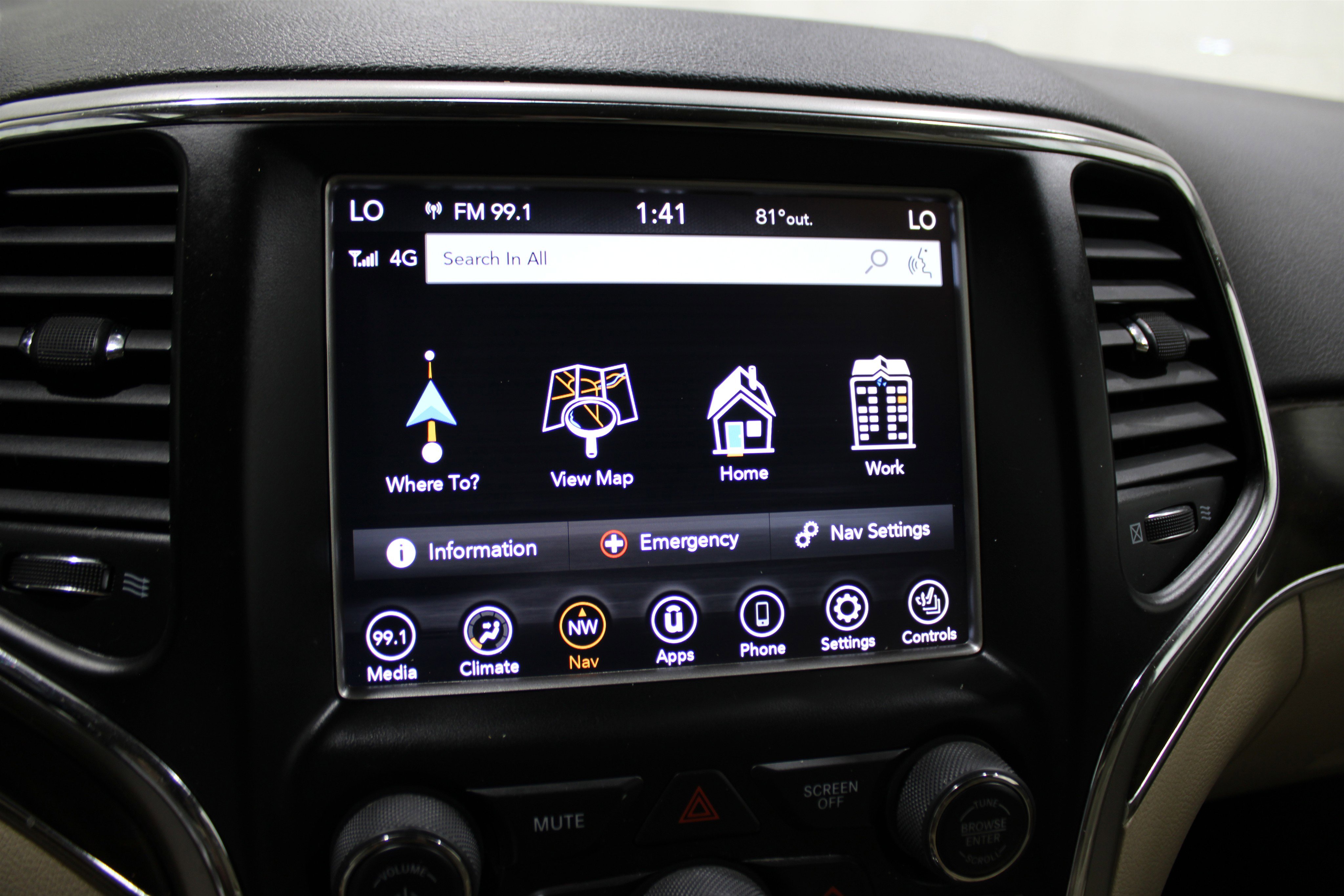 2018 Jeep Grand Cherokee Limited photo 13