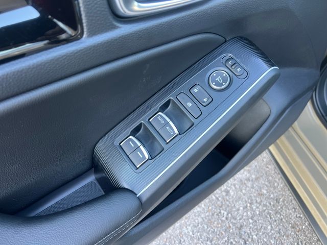 2026 Honda Civic Hybrid Sport Touring photo 11
