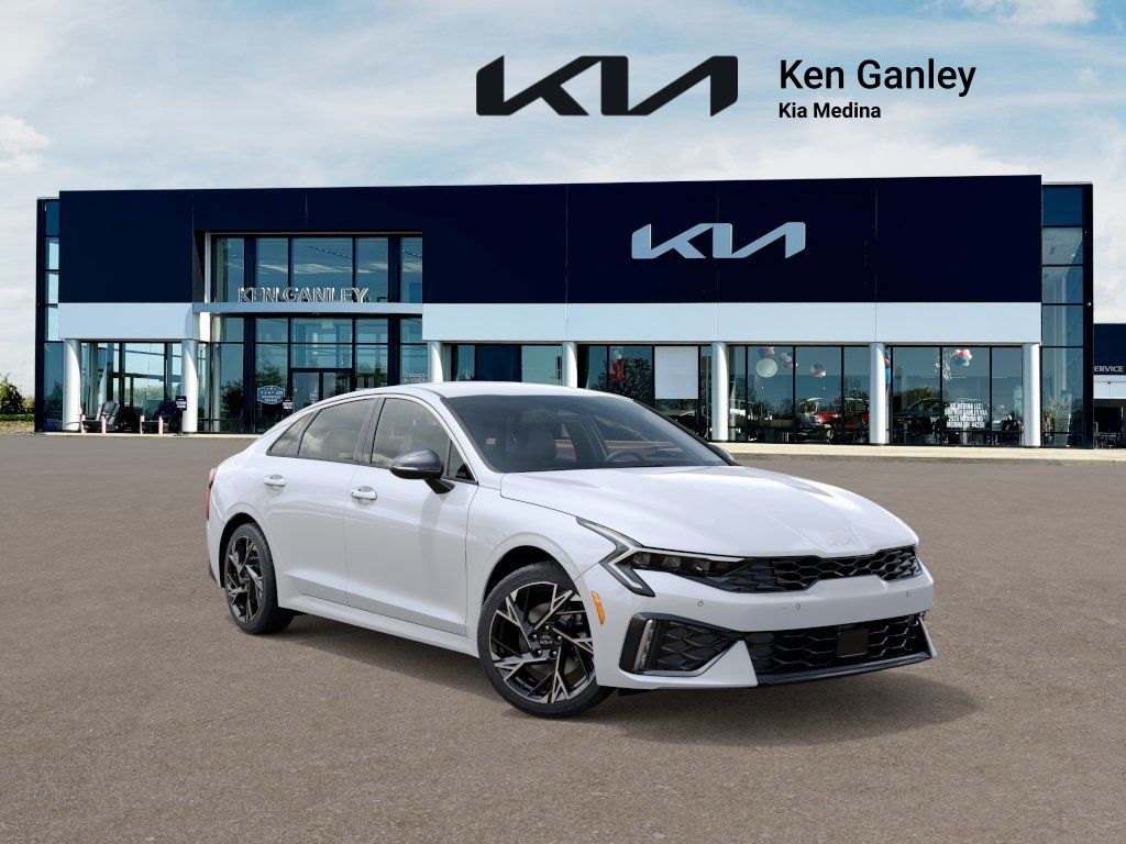 2026 Kia K5 GT-Line photo 6