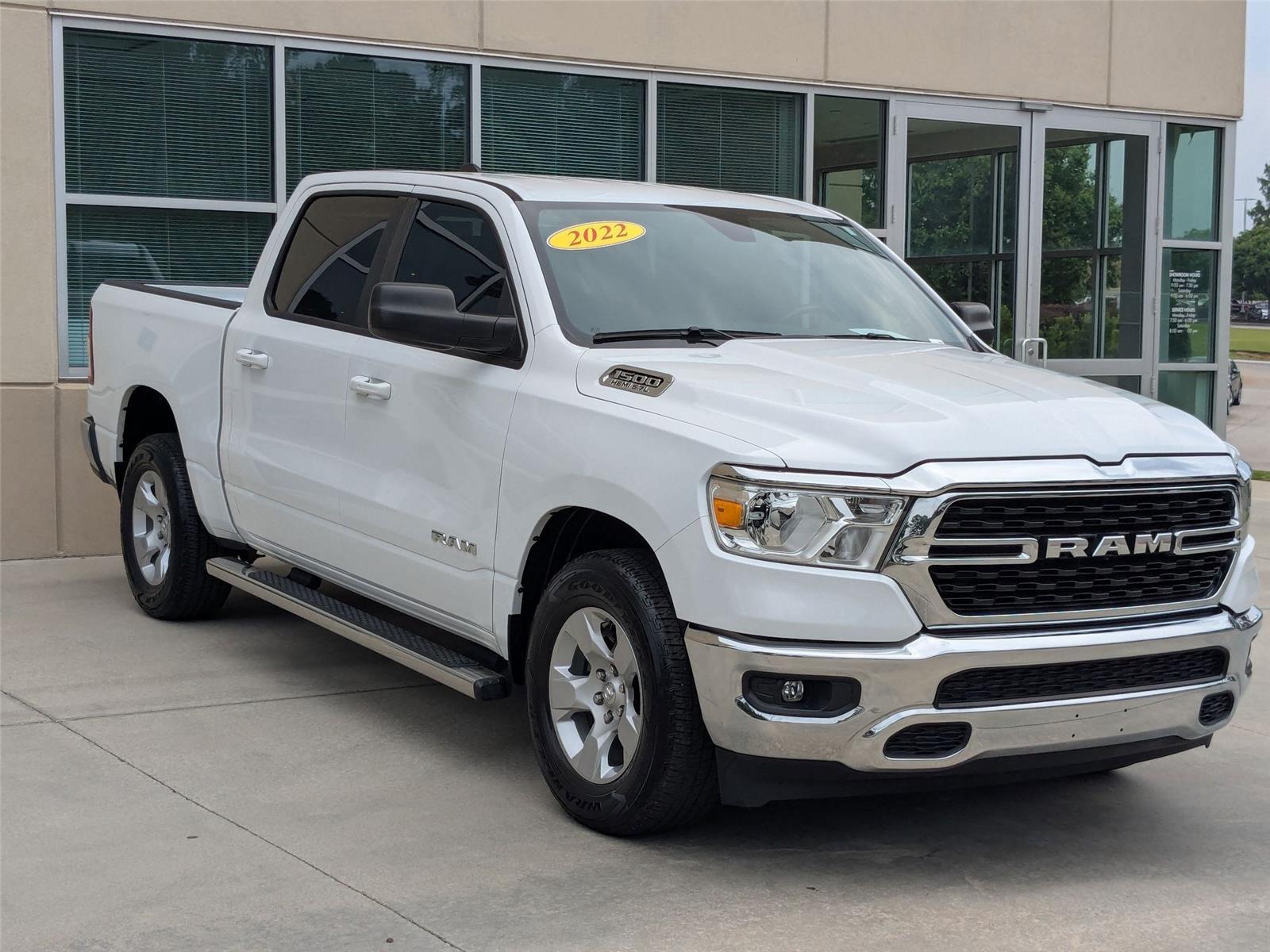 2022 Ram 1500 Big Horn photo 3