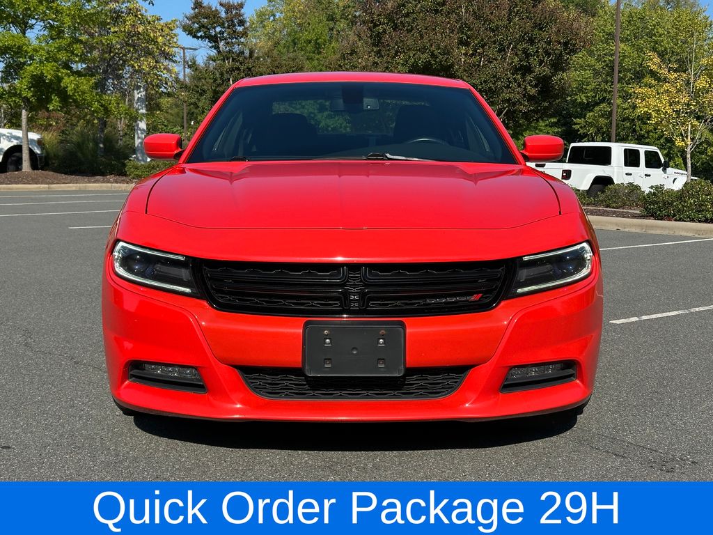 2018 Dodge Charger SXT Plus photo 3