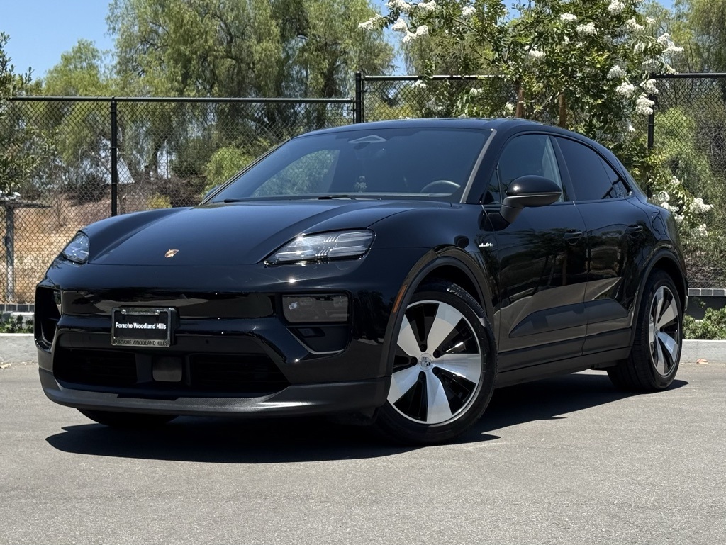 Used 2025 Porsche Macan Base with VIN WP1AD2XA6SL075009 for sale in Los Angeles, CA