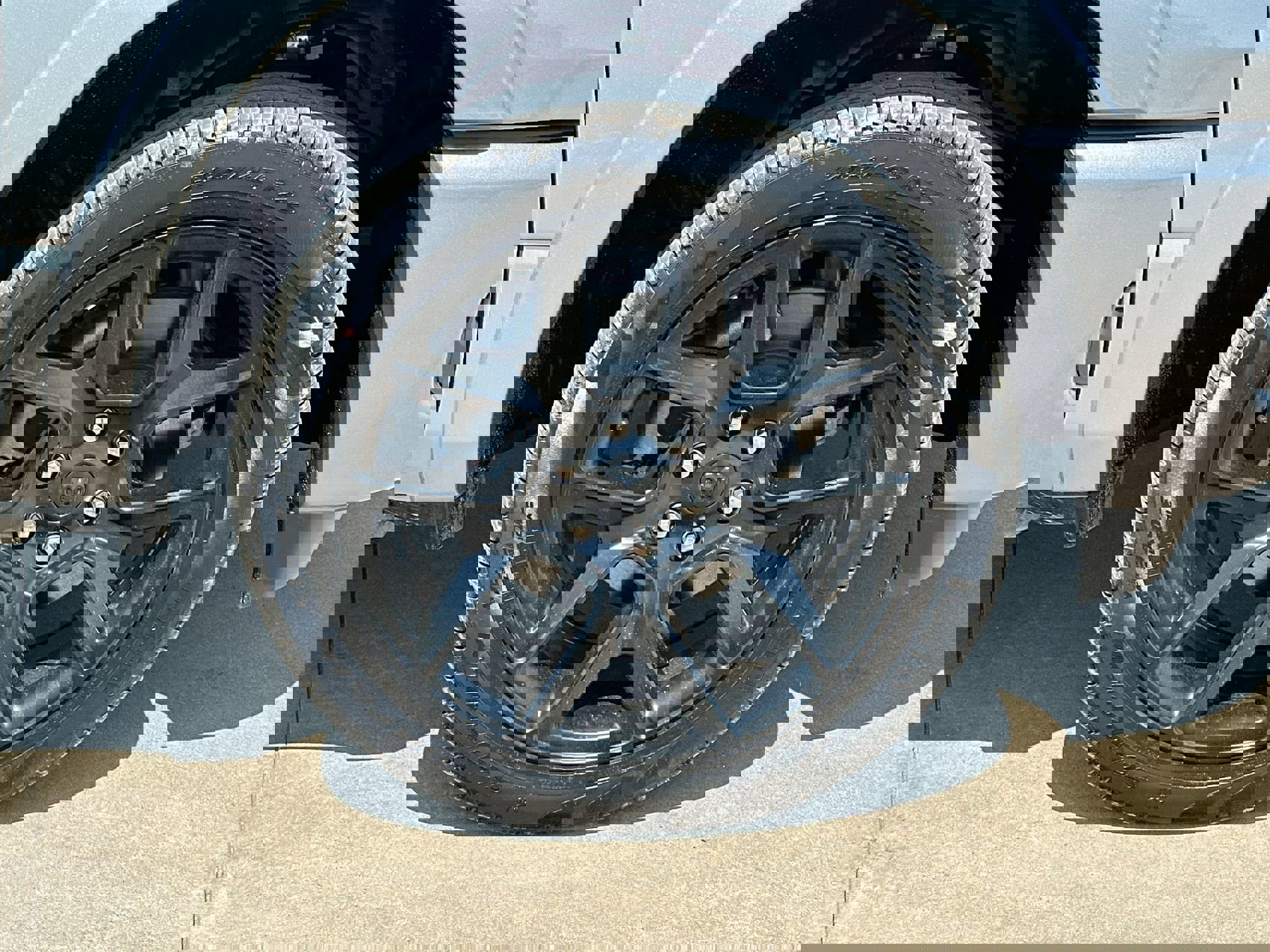 2025 Ram 1500 Laramie photo 24