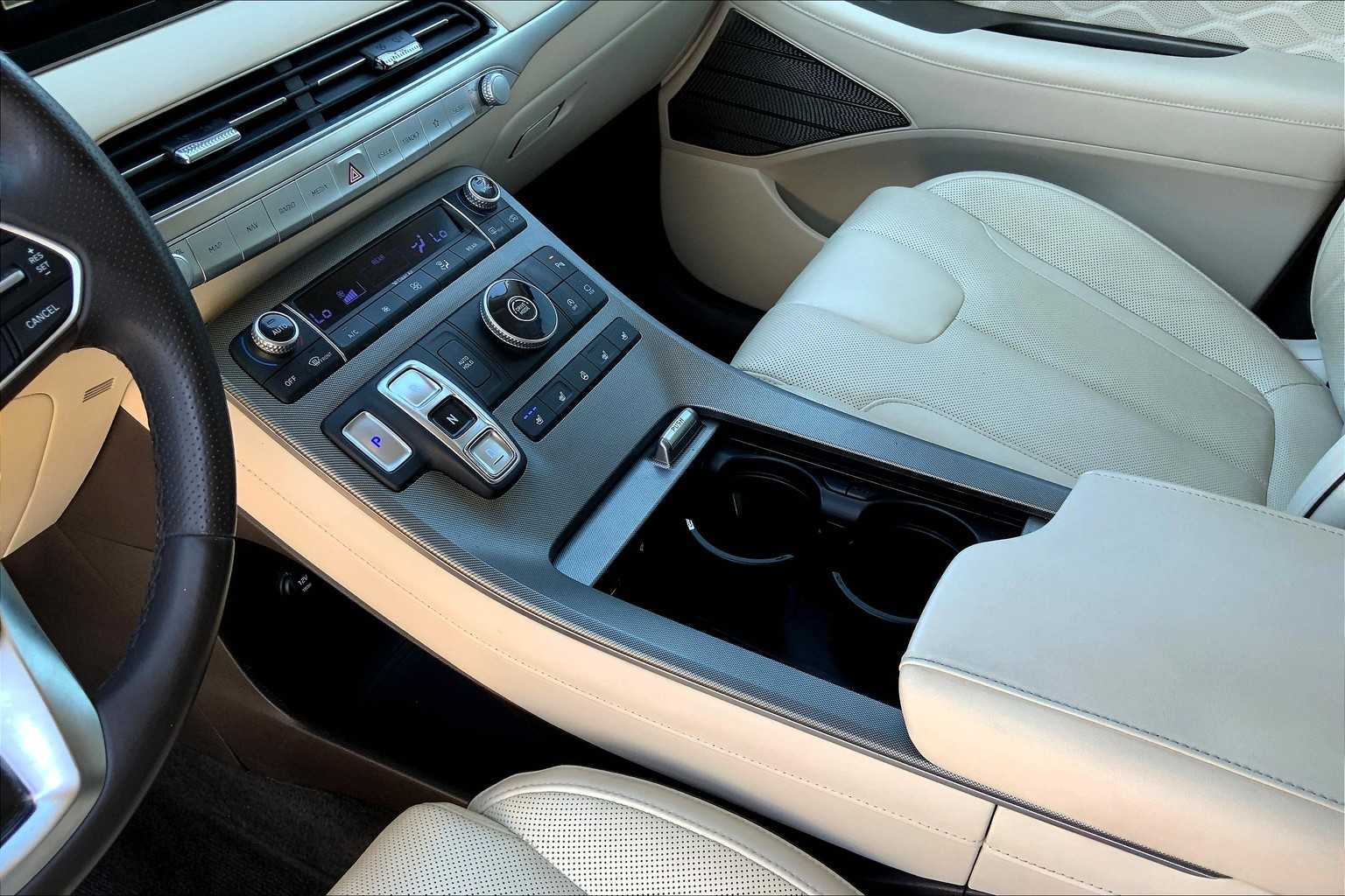 2020 Hyundai Palisade Limited photo 14