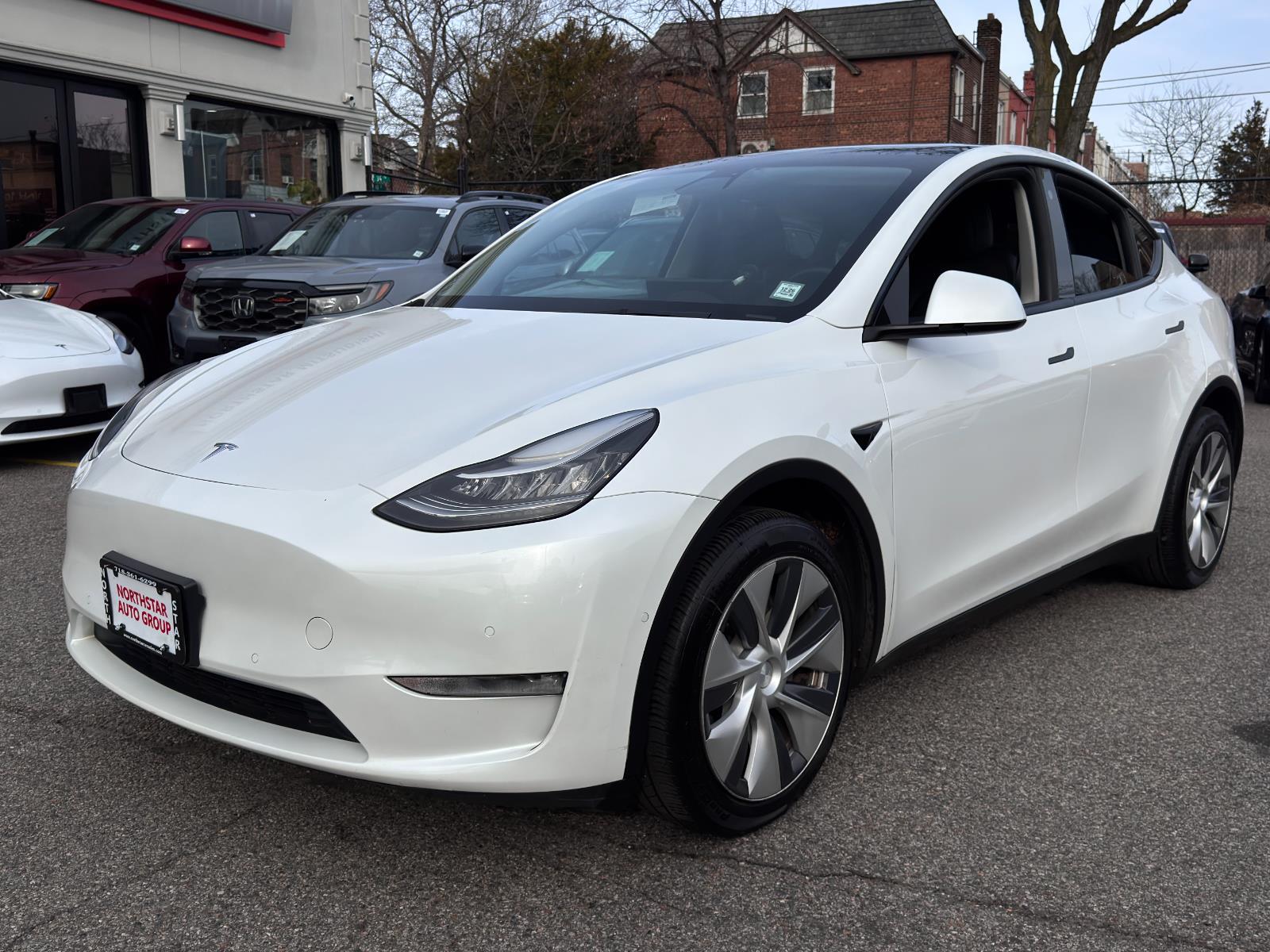 2021 Tesla Model Y Long Range's photo