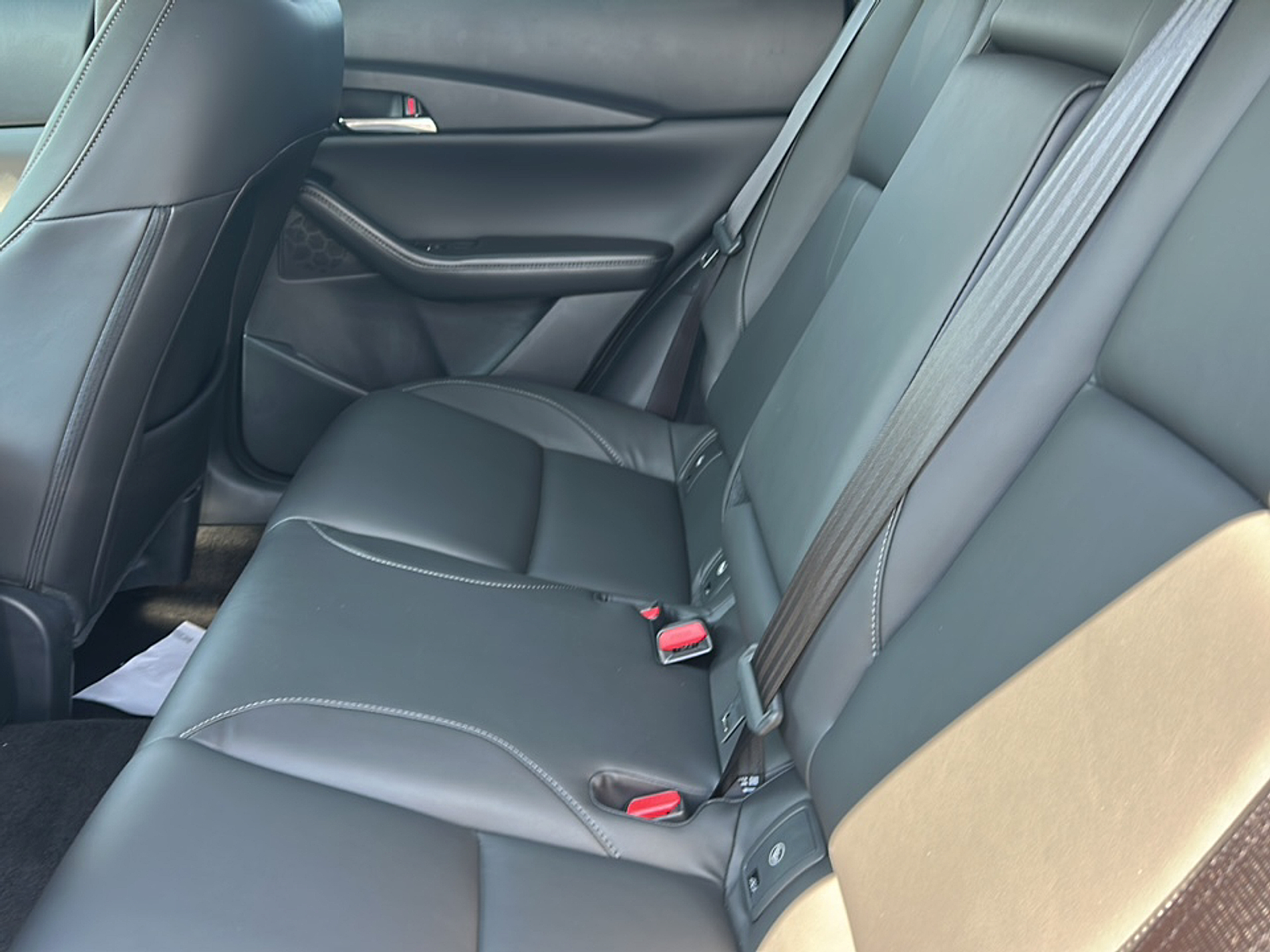 2025 Mazda CX-30 2.5 S Preferred photo 8
