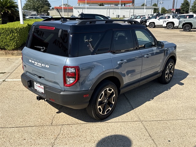 2024 Ford Bronco Sport Outer Banks photo 3