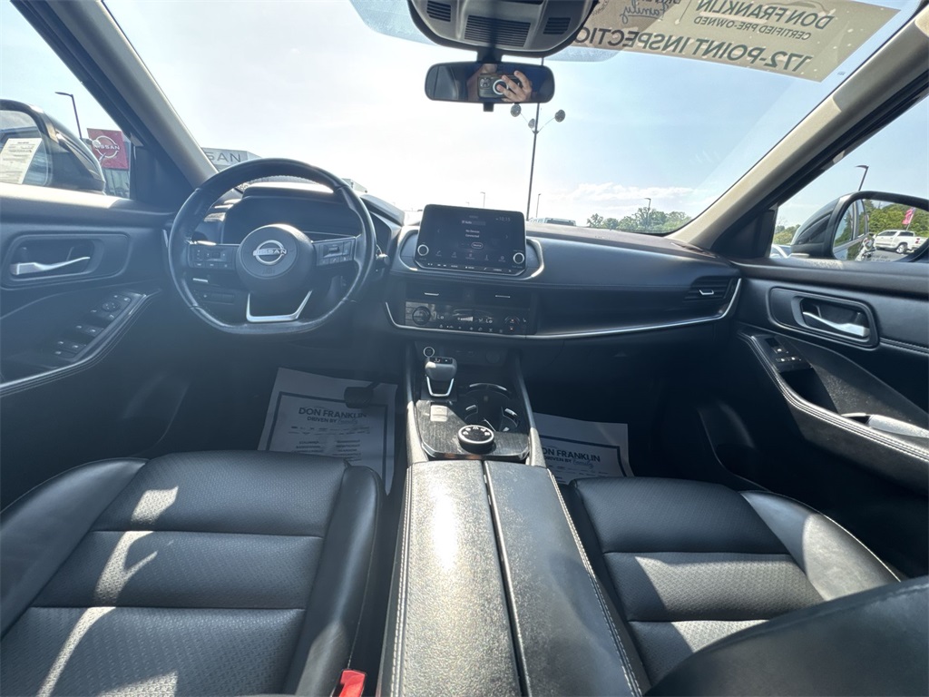 2023 Nissan Rogue SV photo 10
