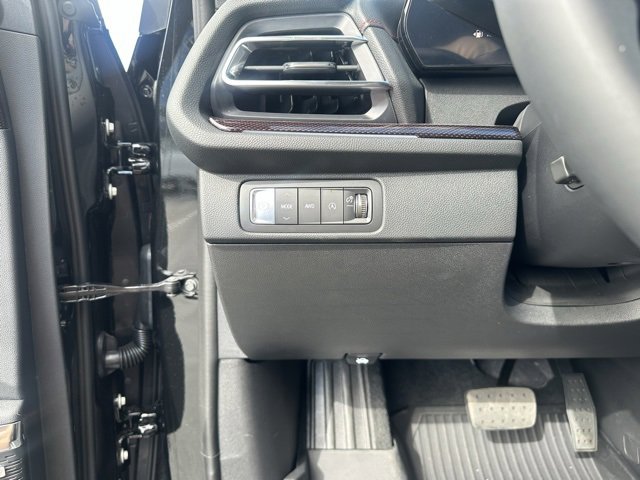 2026 Chevrolet Traverse RS photo 22