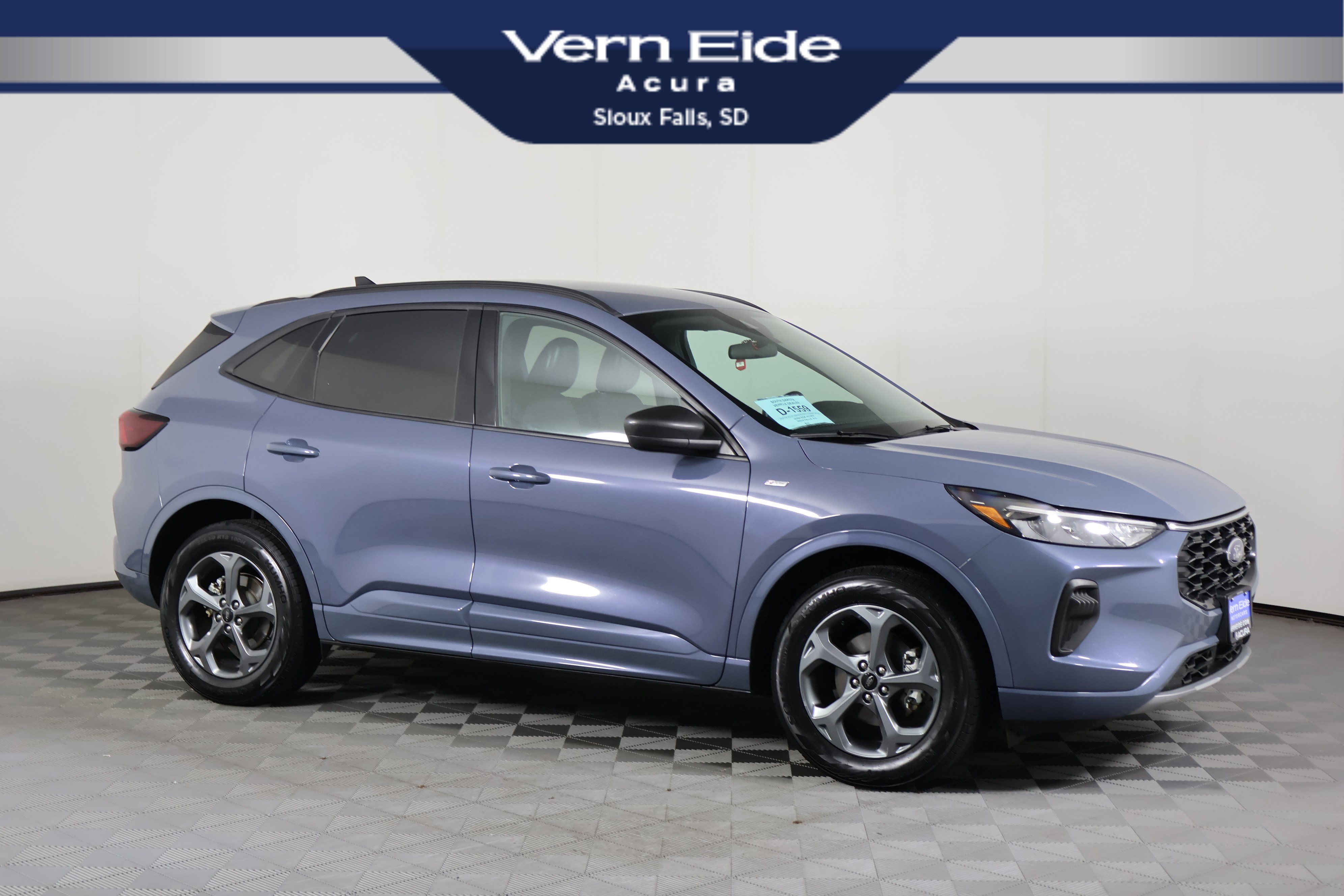 2024 Ford Escape ST-Line's photo