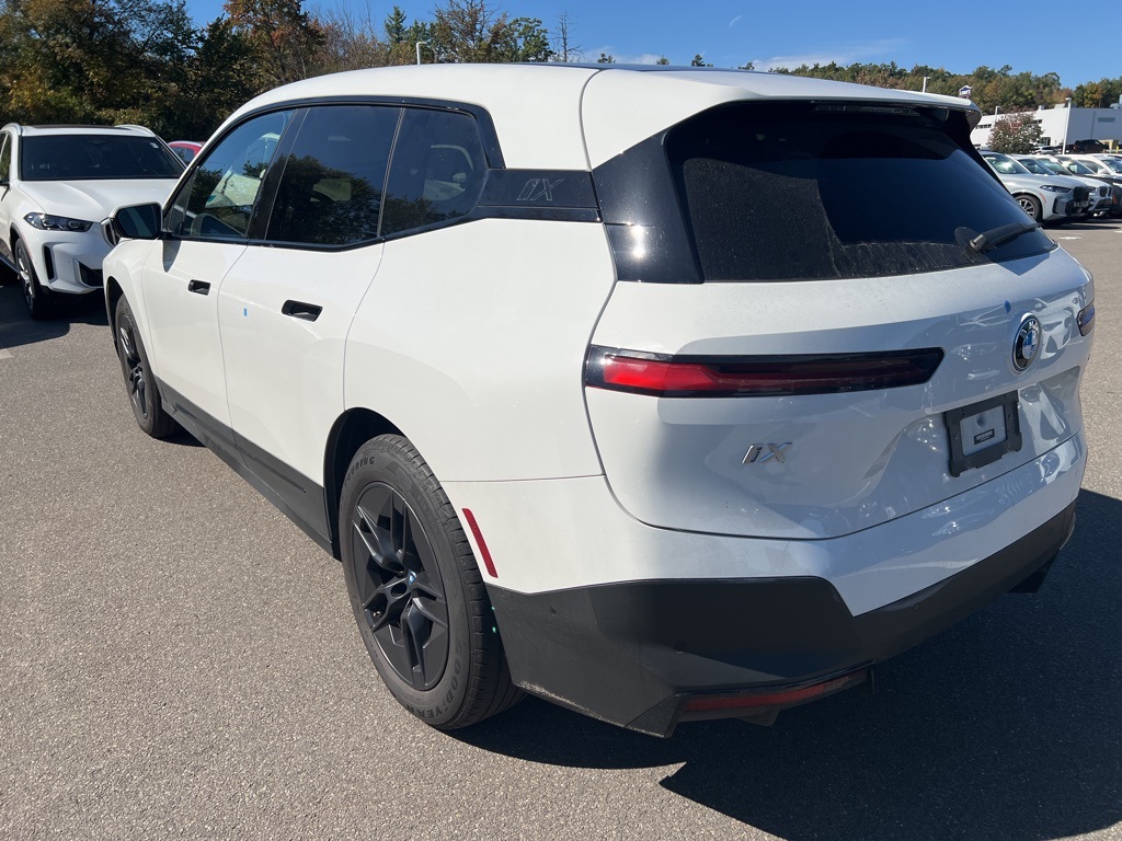 2024 Bmw iX photo 2