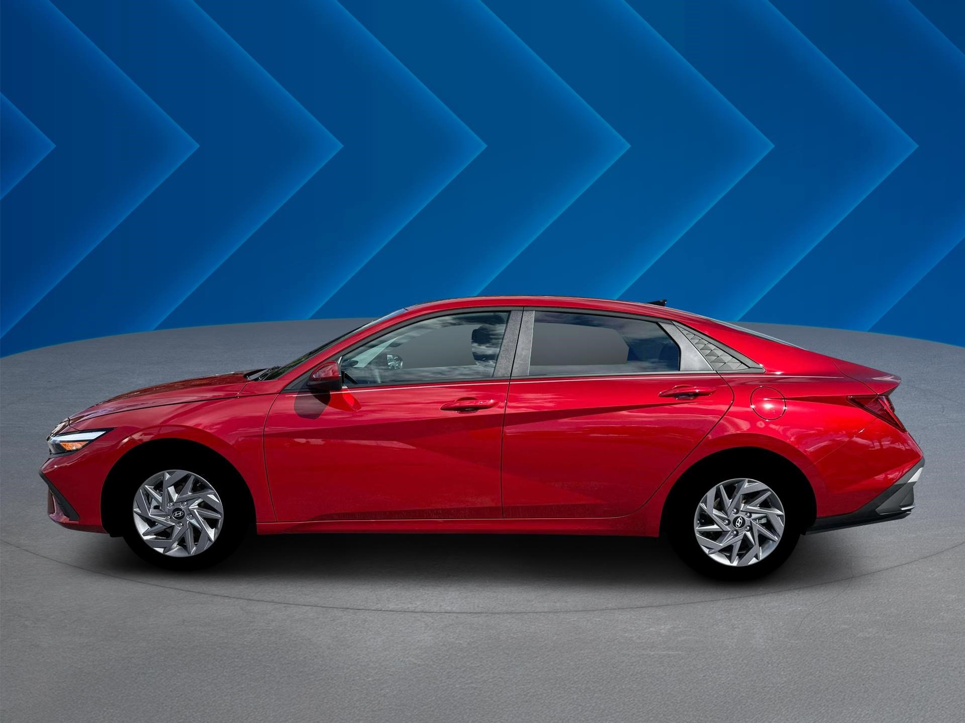 2026 Hyundai Elantra Blue SEL Sport photo 3