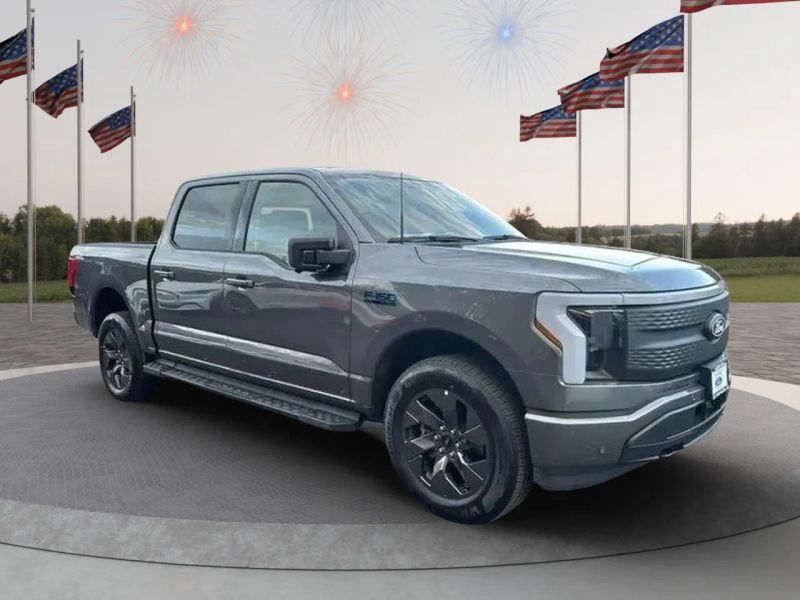 2024 Ford F-150 Lightning photo 6