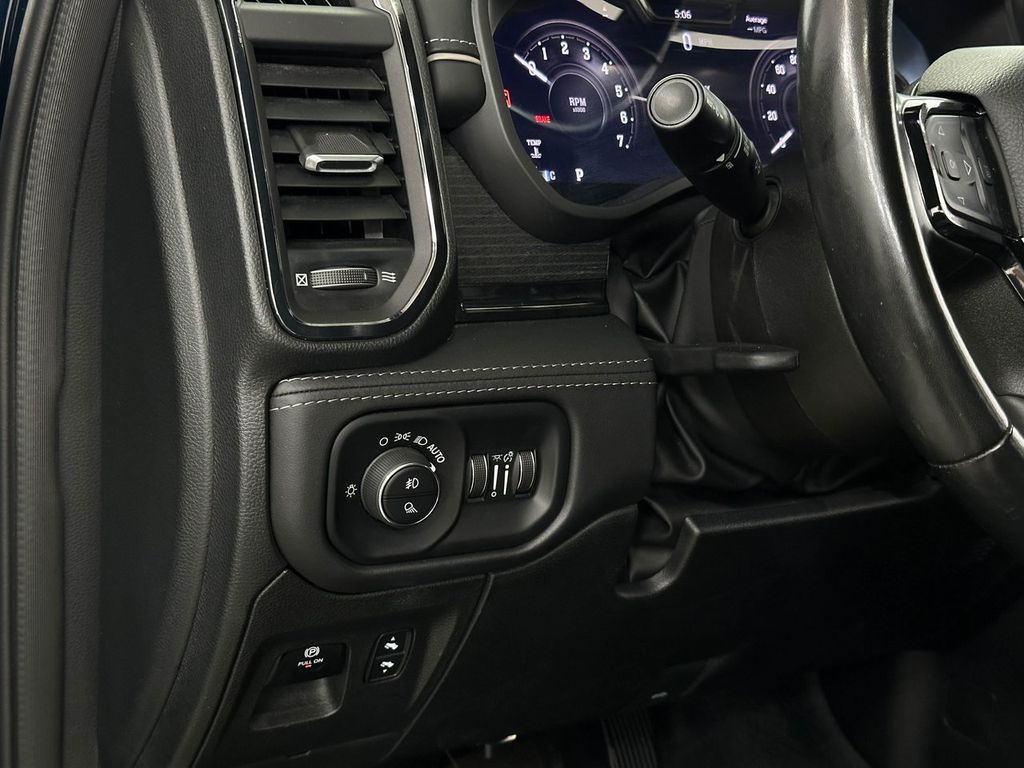2023 Ram 1500 Limited photo 25