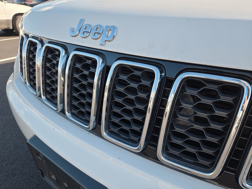 2021 Jeep Grand Cherokee Limited photo 3