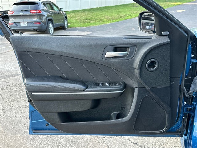 2023 Dodge Charger R/T photo 26