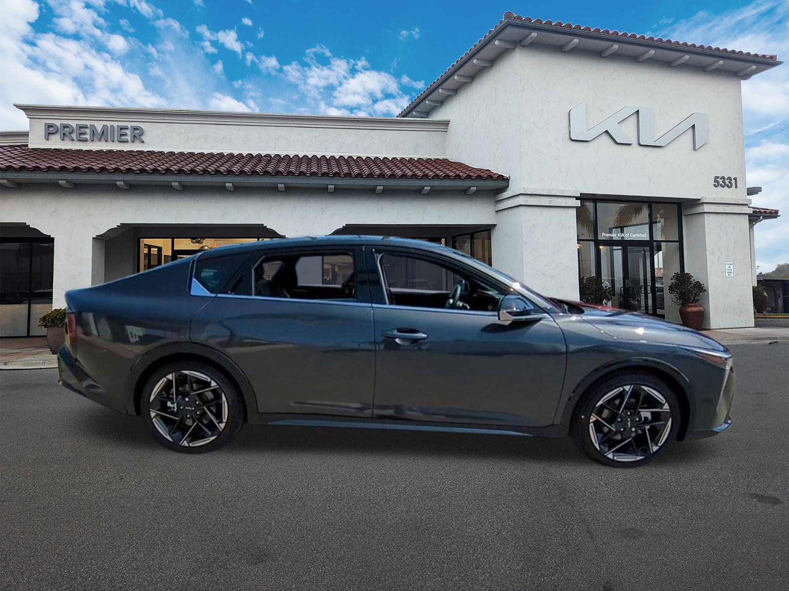 2025 Kia K4 GT-Line photo 8