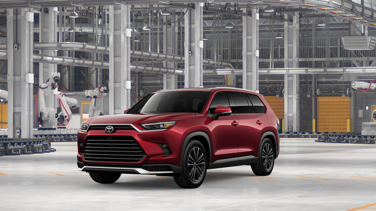 2026 Toyota Grand Highlander Platinum's photo