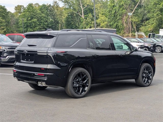 2026 Chevrolet Traverse RS photo 3
